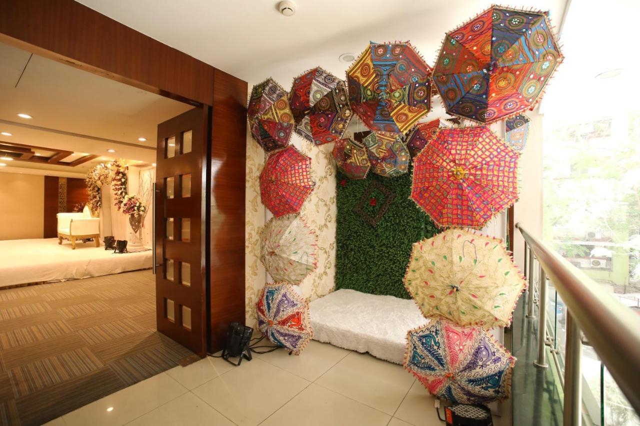 เดอะ ไบค์ สุรัช พลาซา Hotel ธาเน ภายนอก รูปภาพ