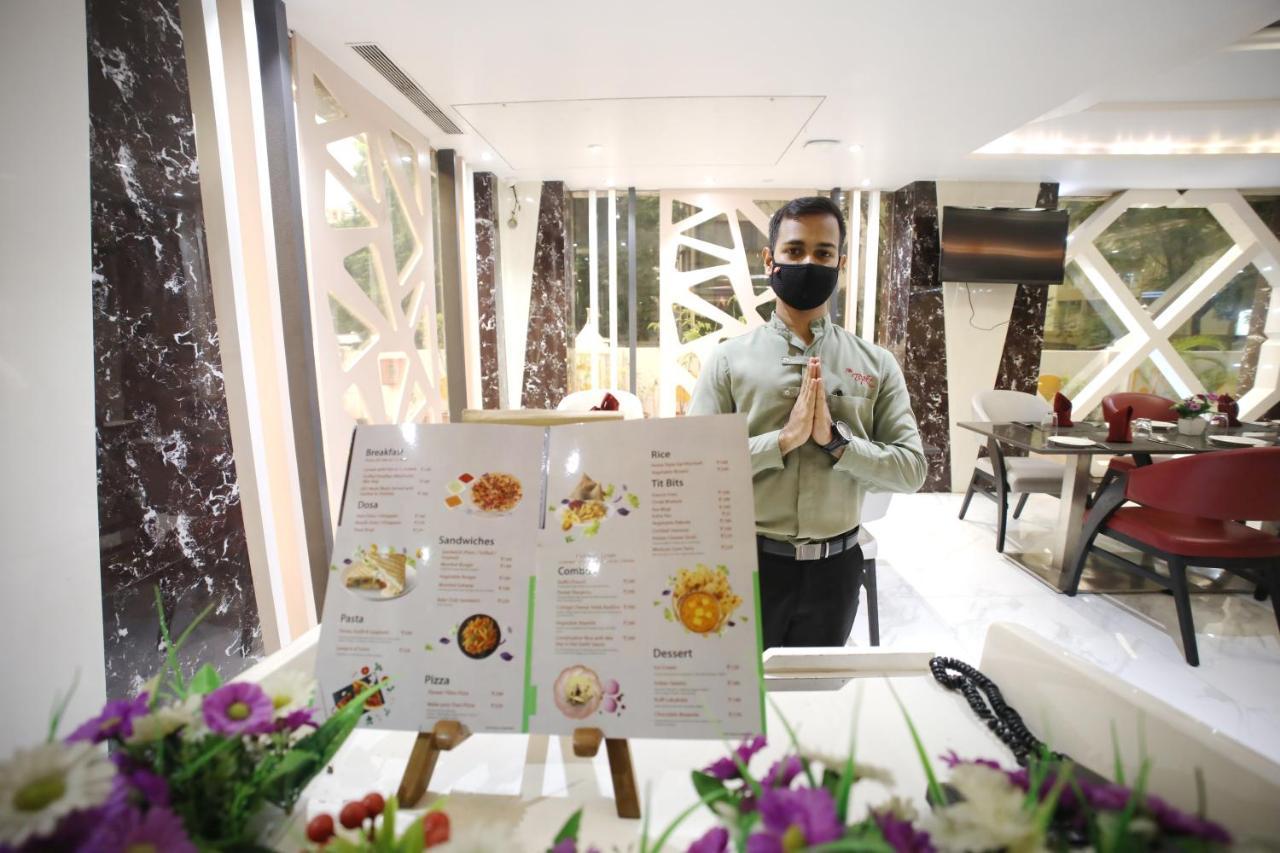 เดอะ ไบค์ สุรัช พลาซา Hotel ธาเน ภายนอก รูปภาพ