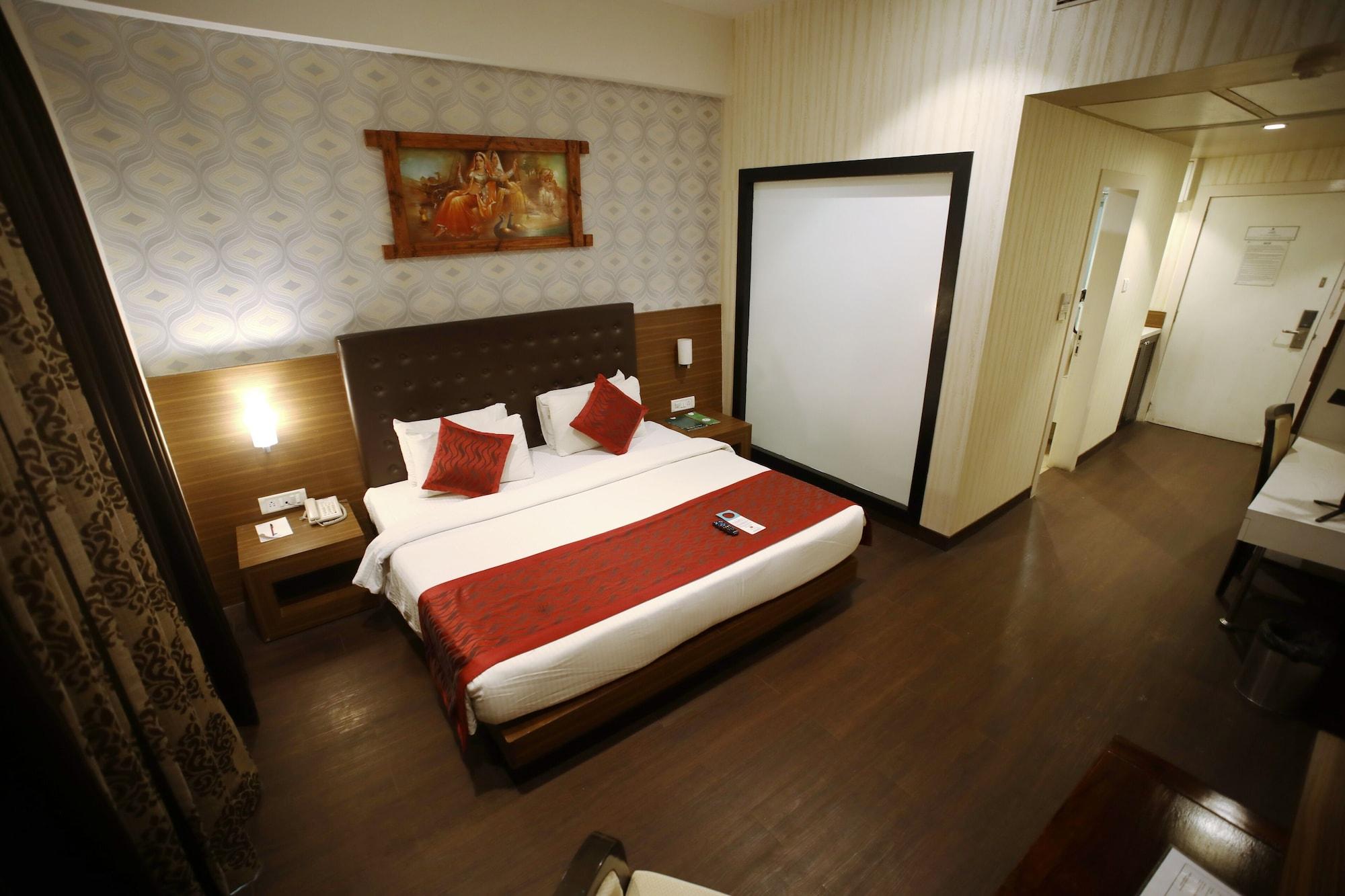 เดอะ ไบค์ สุรัช พลาซา Hotel ธาเน ภายนอก รูปภาพ